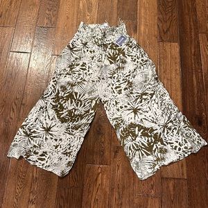 Flowy summer shorts